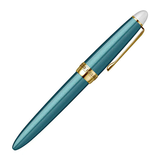 Sailor Shikiori Marineblau Yonaga, F-Spitze